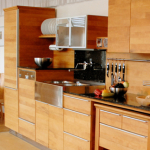 Birnenholzküche zeitlose Eleganz <br><a href='../html/img/pool/Mobiliar_kochen_Birne_massivKueche_Ansicht.jpg' target='_blank'>Vollbild anzeigen</a>