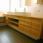  <br><a href='../html/img/pool/blueml_badseitlich.jpg' target='_blank'>Vollbild anzeigen</a>