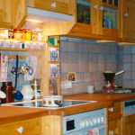 traditionell <br><a href='../html/img/pool/mobiliar_kochen_altholz8.jpg' target='_blank'>Vollbild anzeigen</a>