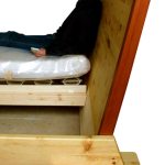  <br><a href='../html/img/pool/mobiliar_schlafen_Zirbe_schraeg_Birnenholz.jpg' target='_blank'>Vollbild anzeigen</a>
